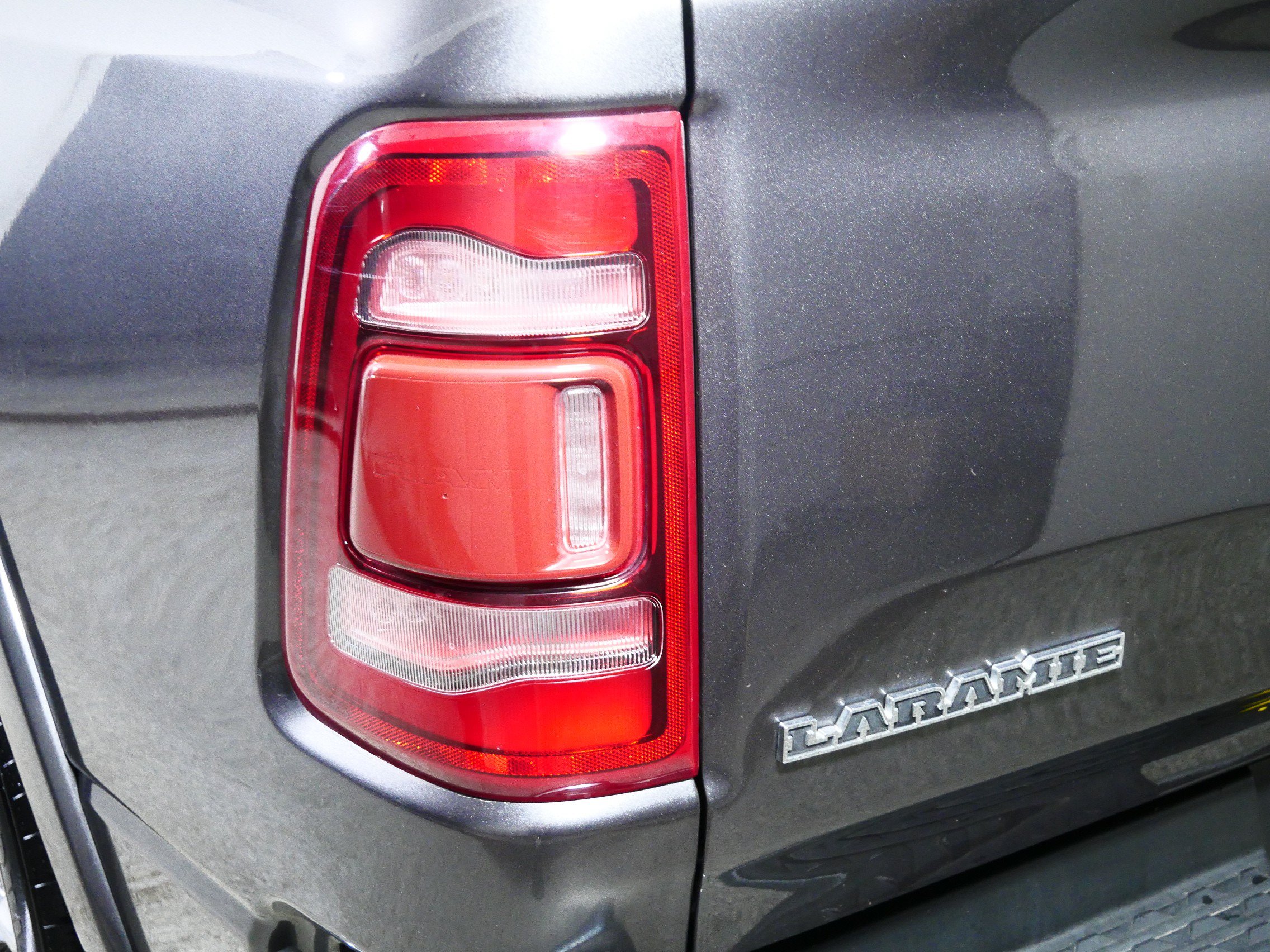 Used 2021 RAM 1500 Laramie AWD/4WD image 17