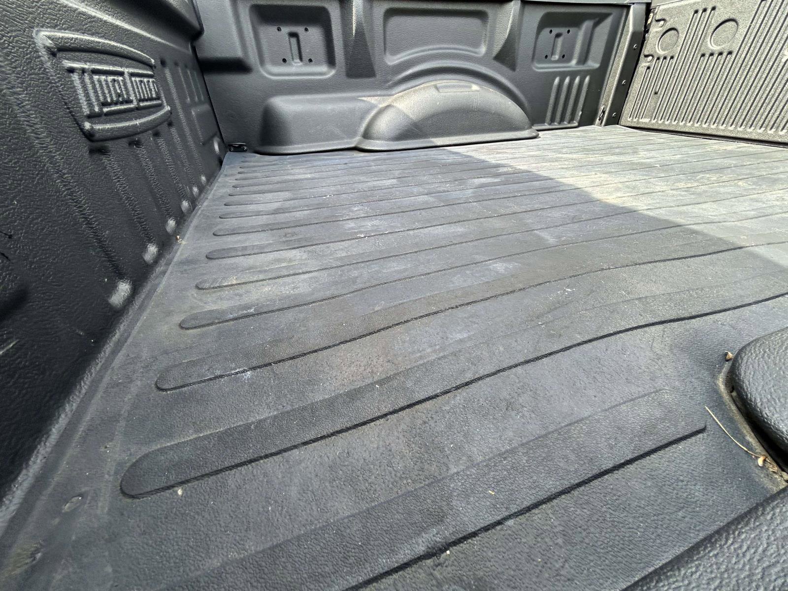 Used 2018 Ford F150 XLT w/ Equipment Group 301A Mid image 15