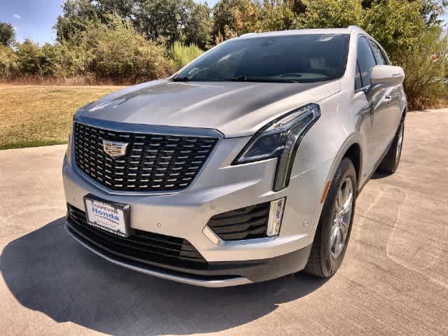 Used 2020 Cadillac XT5 Premium Luxury FWD image 2