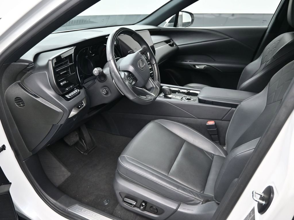 Used 2023 Lexus RX 350h w/ Cold Area Package AWD/4WD image 9