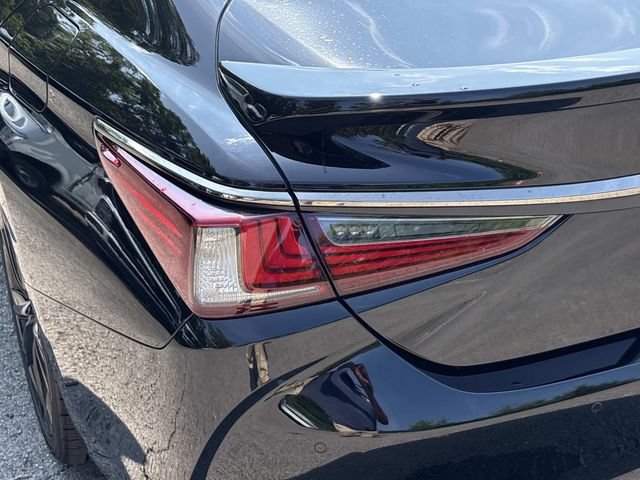 Used 2024 Lexus ES 350 F Sport FWD image 11