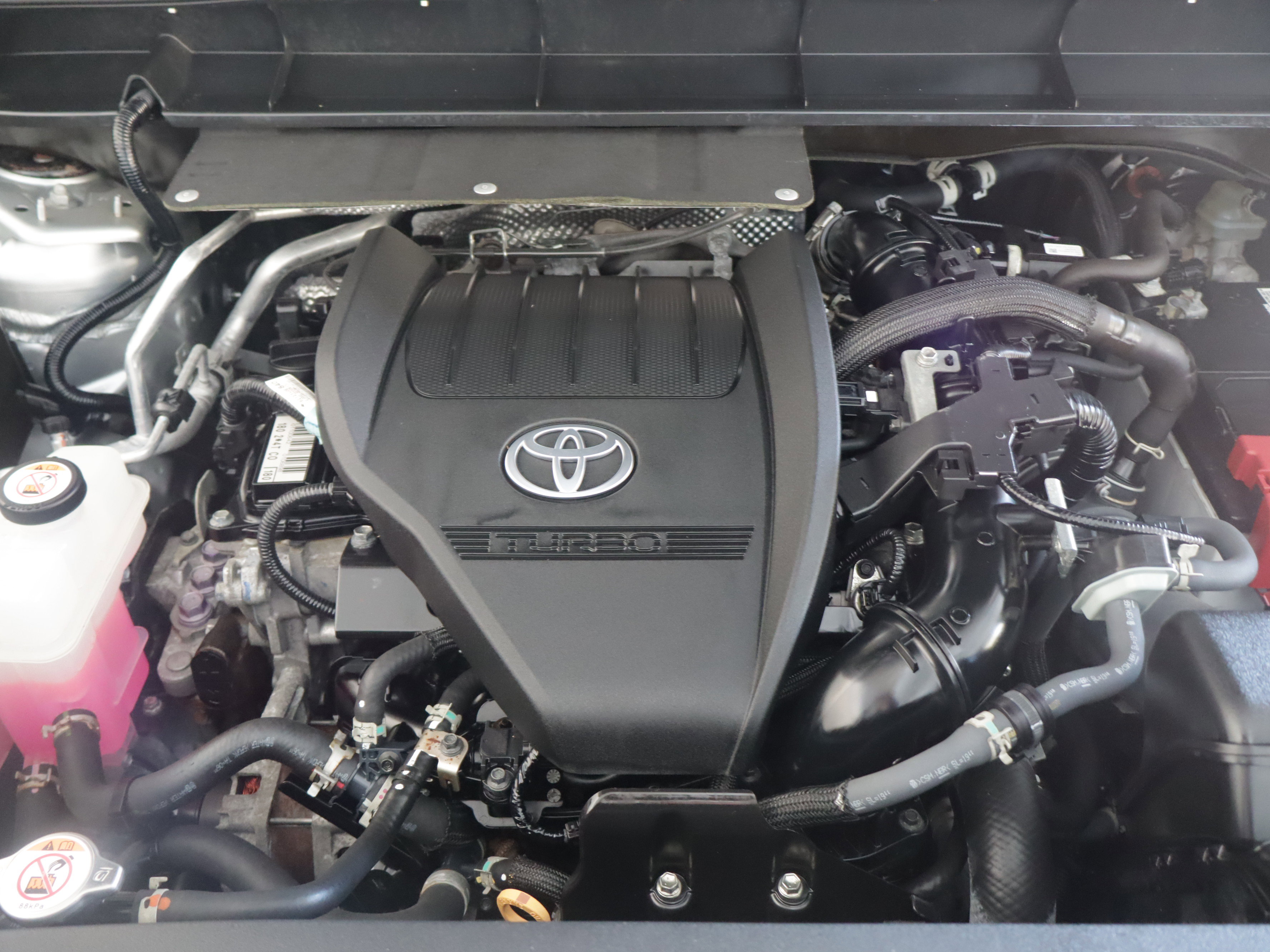 Used 2023 Toyota Highlander Limited image 21