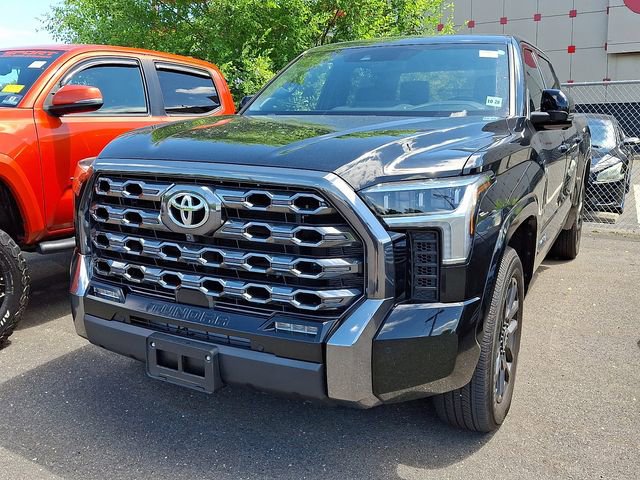 Used 2024 Toyota Tundra Platinum AWD/4WD image 3