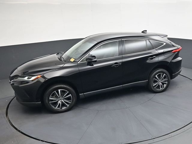 Used 2023 Toyota Venza LE image 30