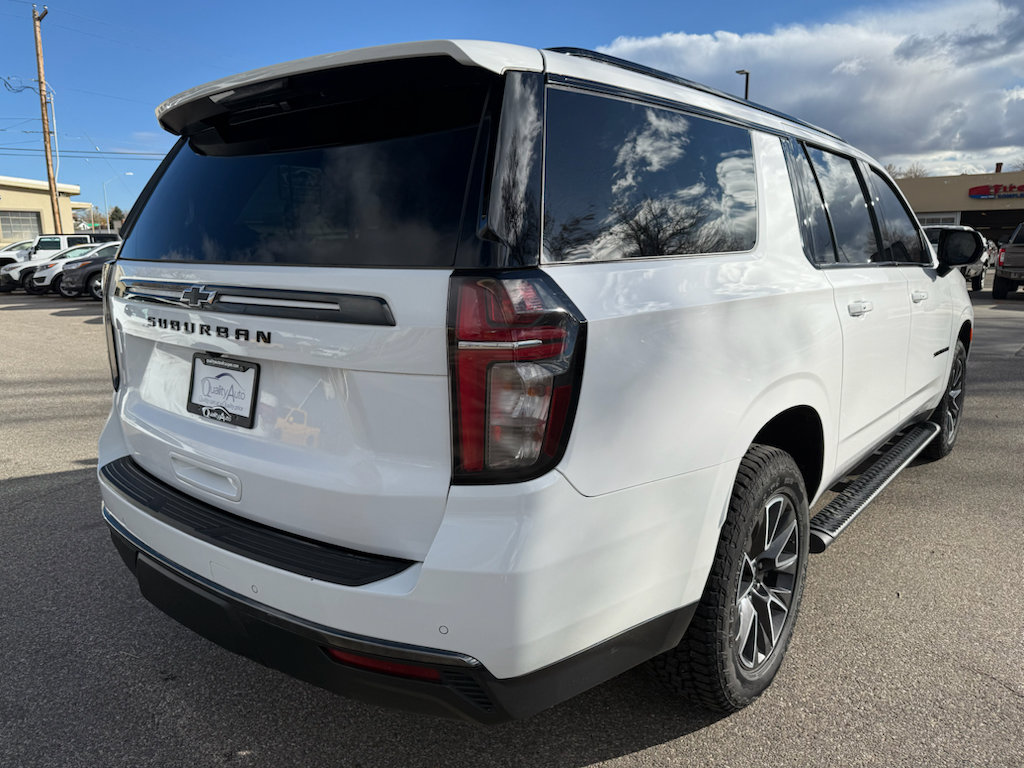 Used 2022 Chevrolet Suburban Z71 image 6