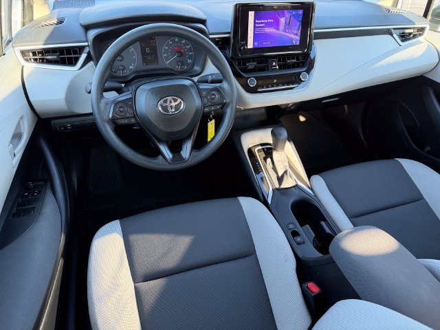 Certified 2025 Toyota Corolla LE FWD image 31