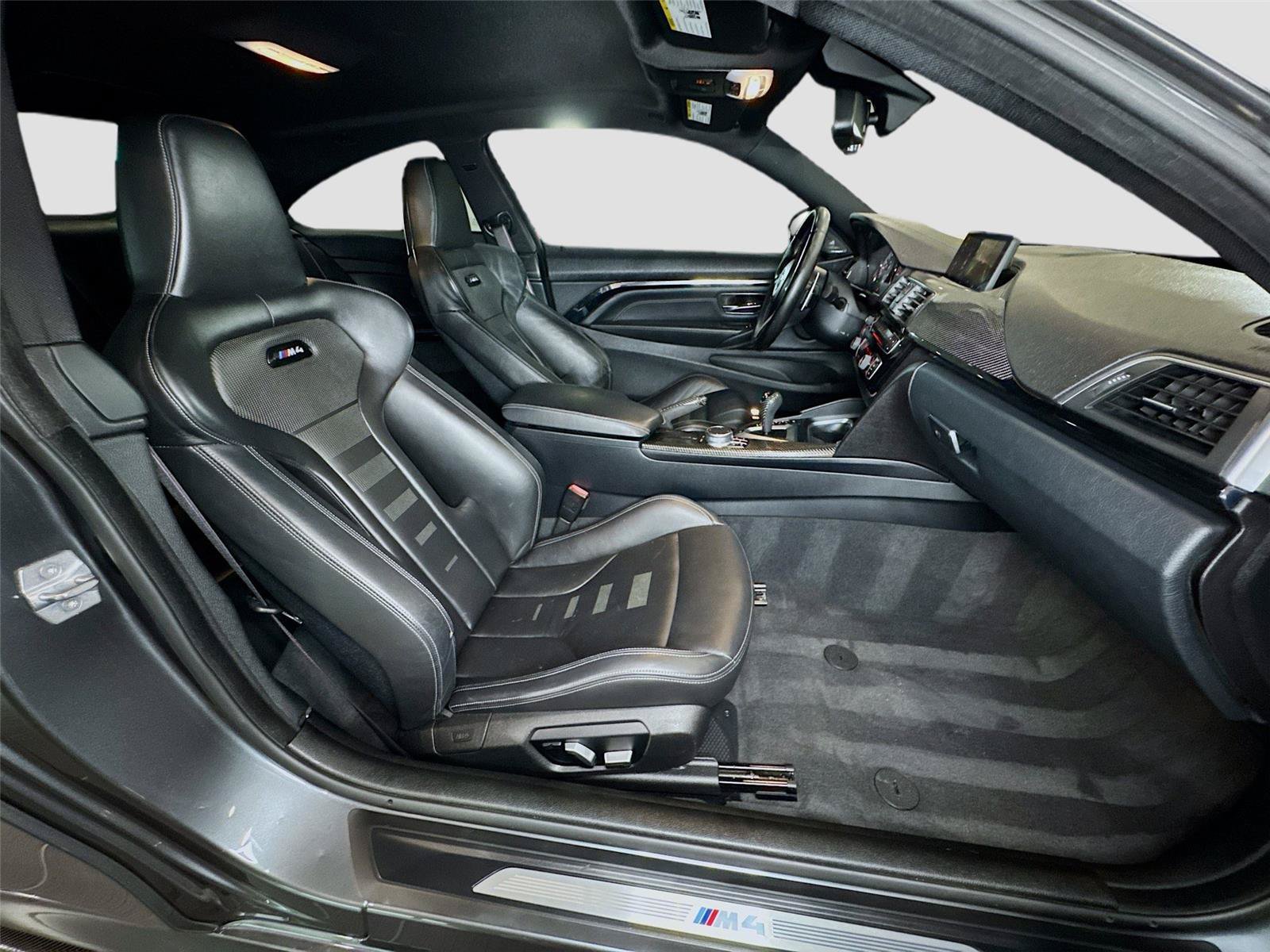 Used 2019 BMW M4 Coupe w/ Competition Package RWD image 22