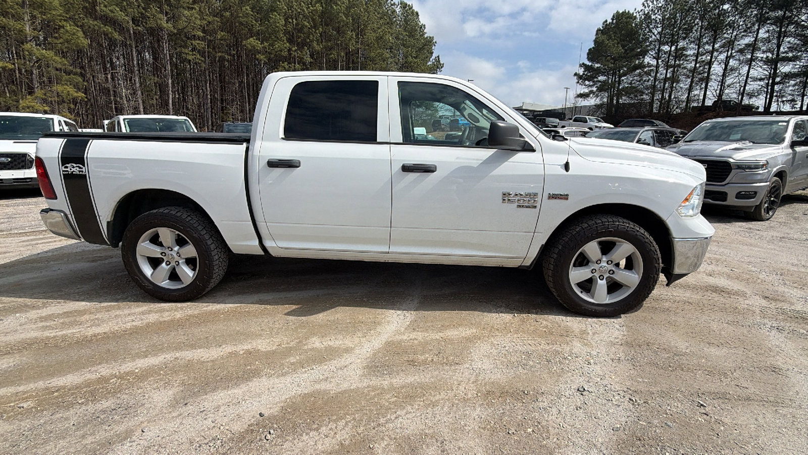Used 2020 RAM 1500 Tradesman w/ Tradesman SXT Package image 7