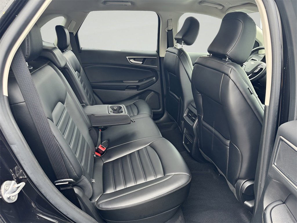 Used 2023 Ford Edge SEL image 29