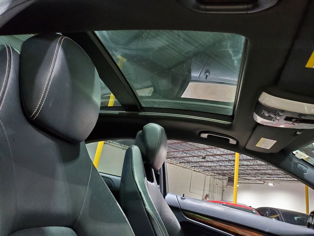 Used 2015 Mercedes-Benz C 250 Coupe image 16