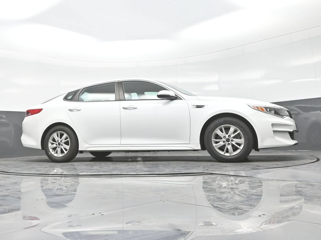 Used 2018 Kia Optima LX FWD image 36