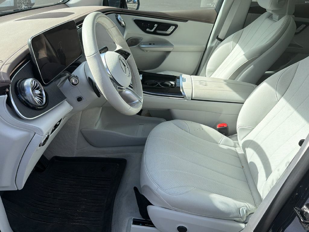 Used 2023 Mercedes-Benz EQE 350+ 4MATIC SUV image 4