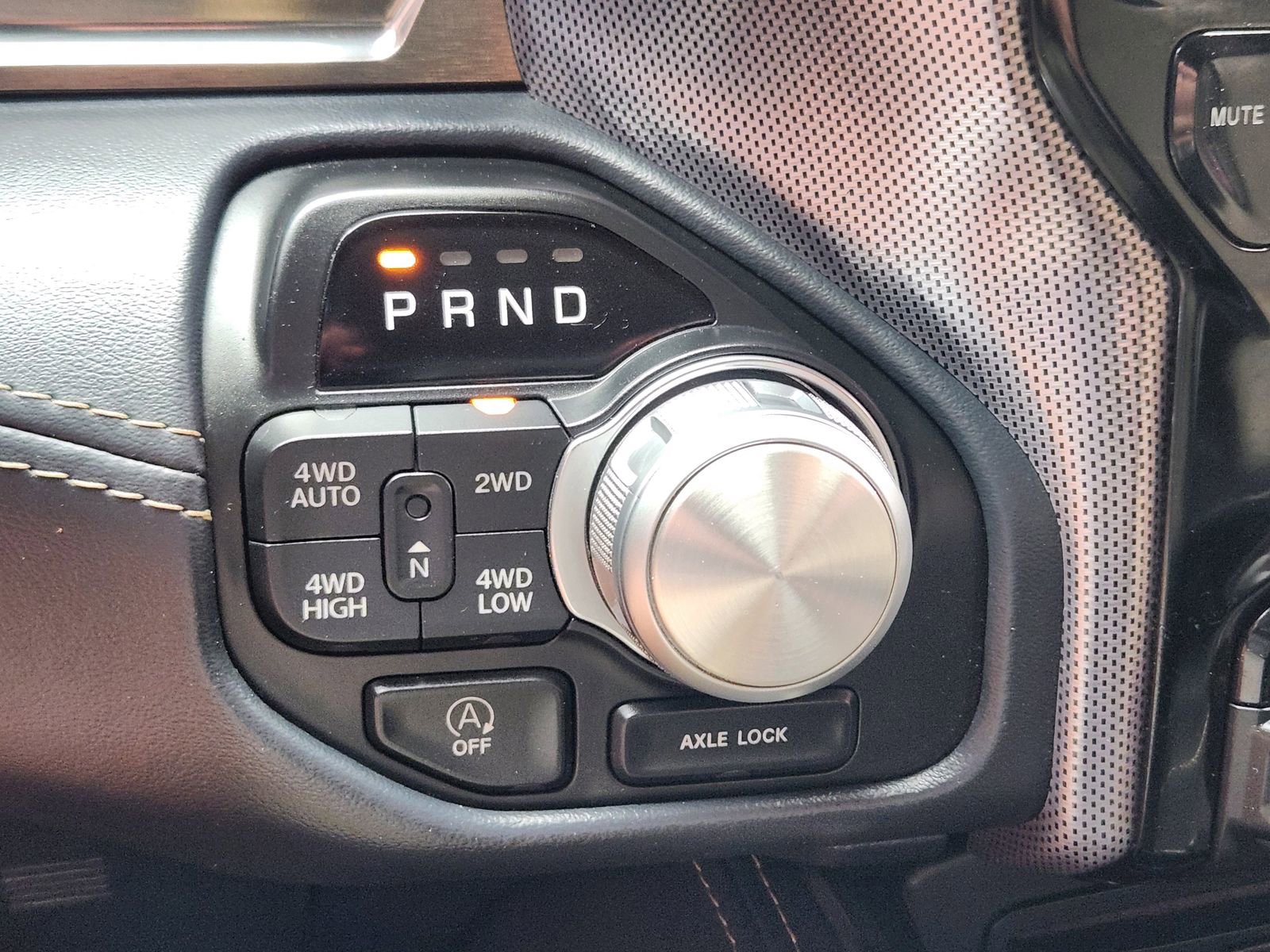 Used 2019 RAM 1500 Limited AWD/4WD image 24