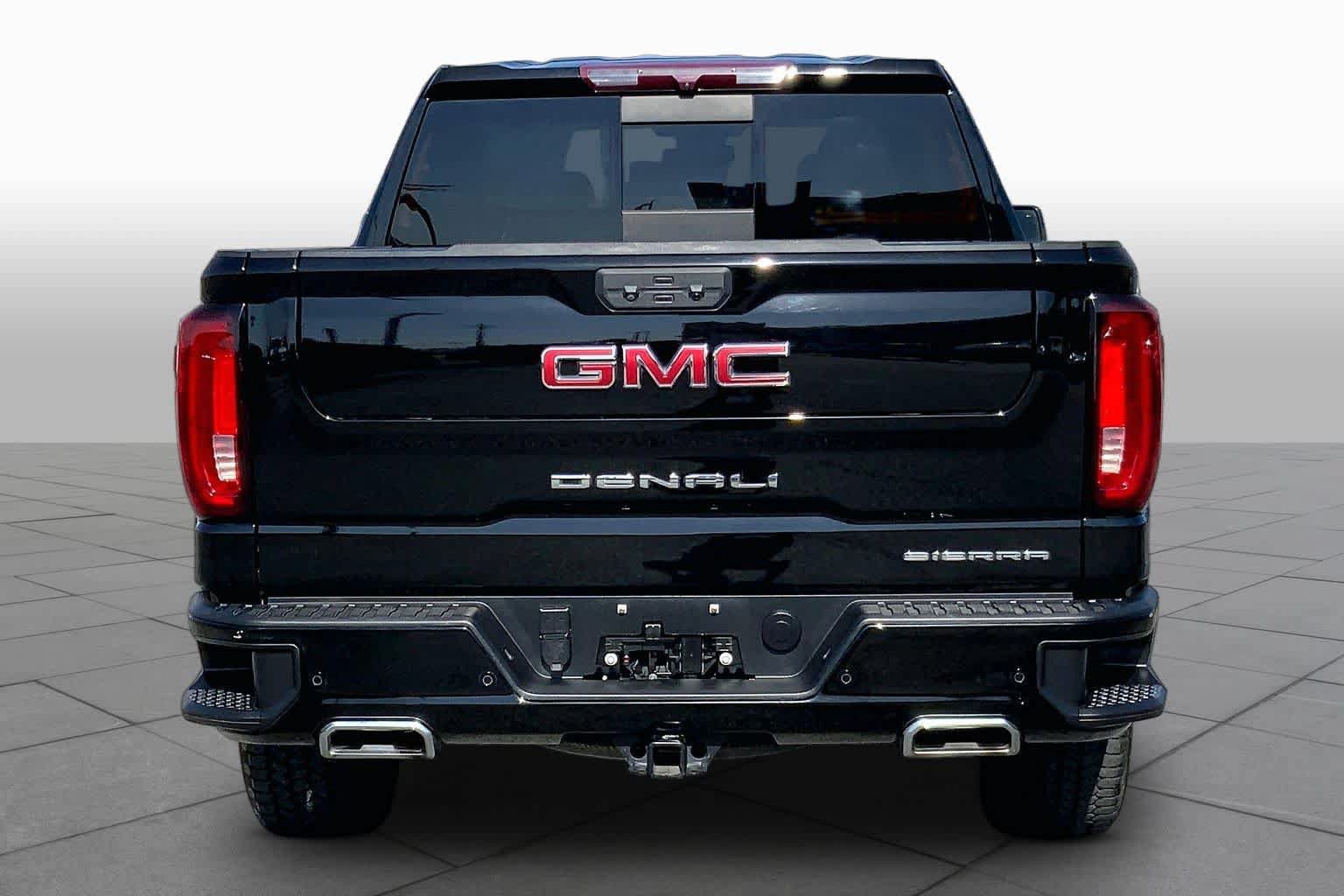 Used 2023 GMC Sierra 1500 Denali AWD/4WD image 5