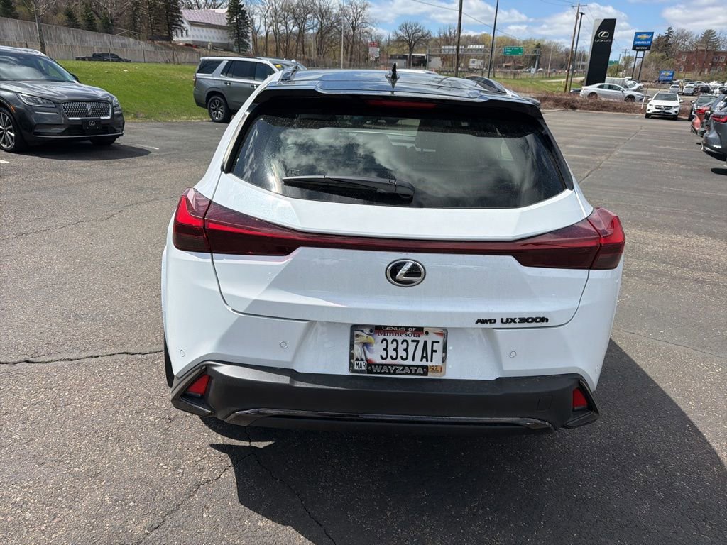 Used 2026 Lexus UX 300h AWD w/ Accessory Package (2T) image 16