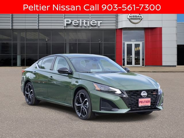 New 2026 Nissan Altima 2.5 SR w/ SR Premium Package FWD image 1