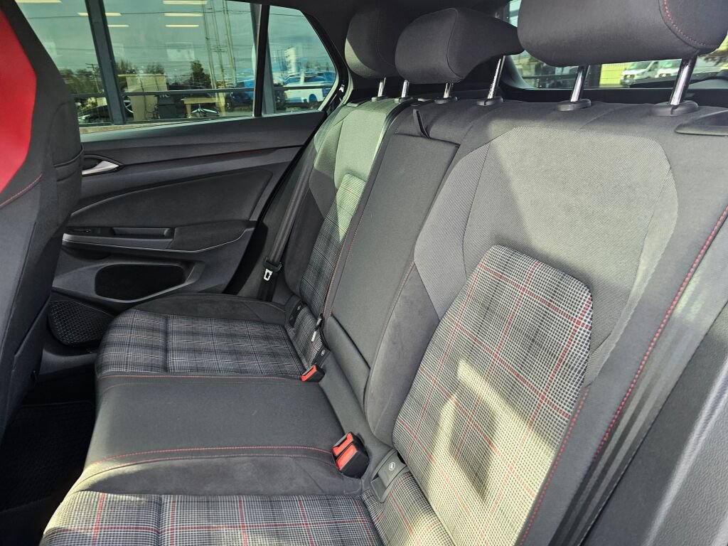 Used 2022 Volkswagen GTI SE image 13