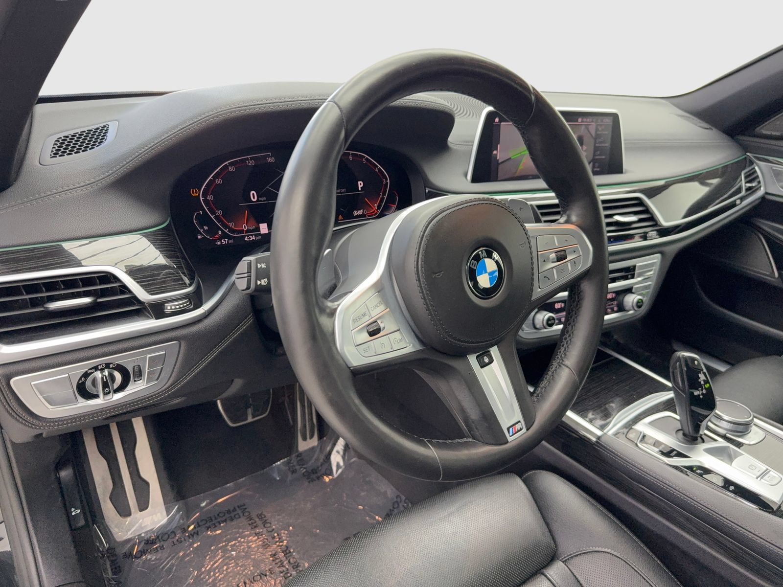 Used 2020 BMW 740i xDrive w/ M Sport Package AWD/4WD image 18