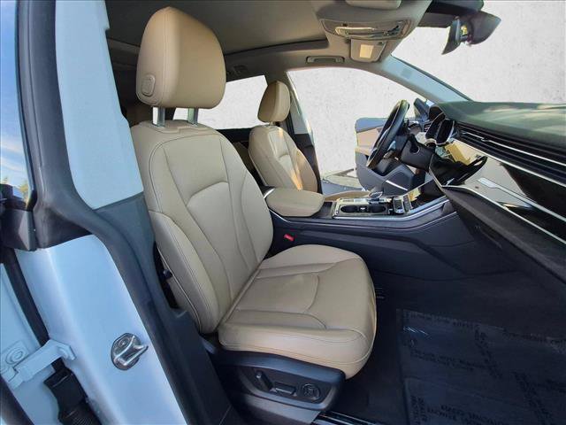Used 2023 Audi Q8 Premium Plus w/ Premium Plus Package AWD/4WD image 22