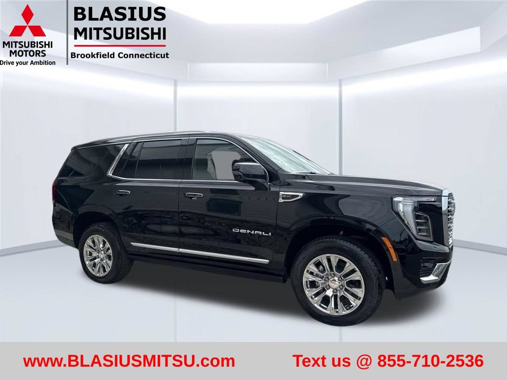 Used 2026 GMC Yukon Denali w/ Sun & Power Step Package