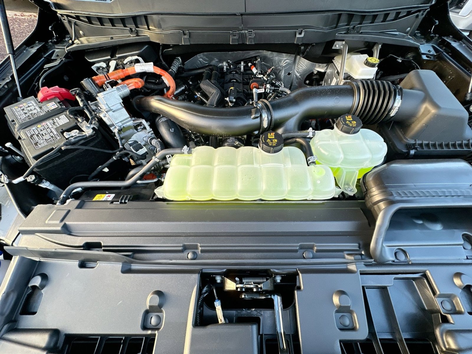 New 2025 Ford F150 Platinum w/ Equipment Group 702A High image 41