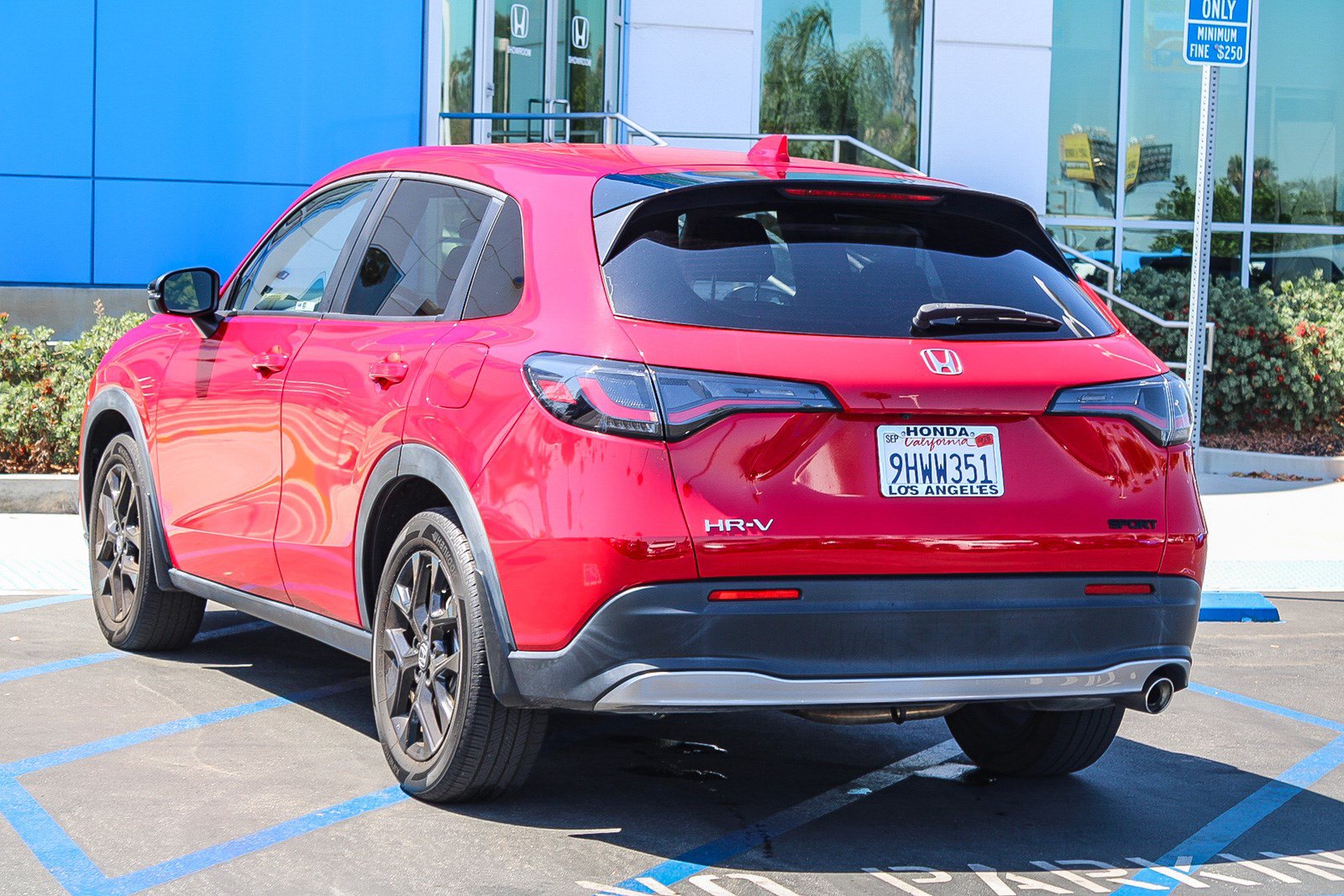Used 2024 Honda HR-V Sport image 9