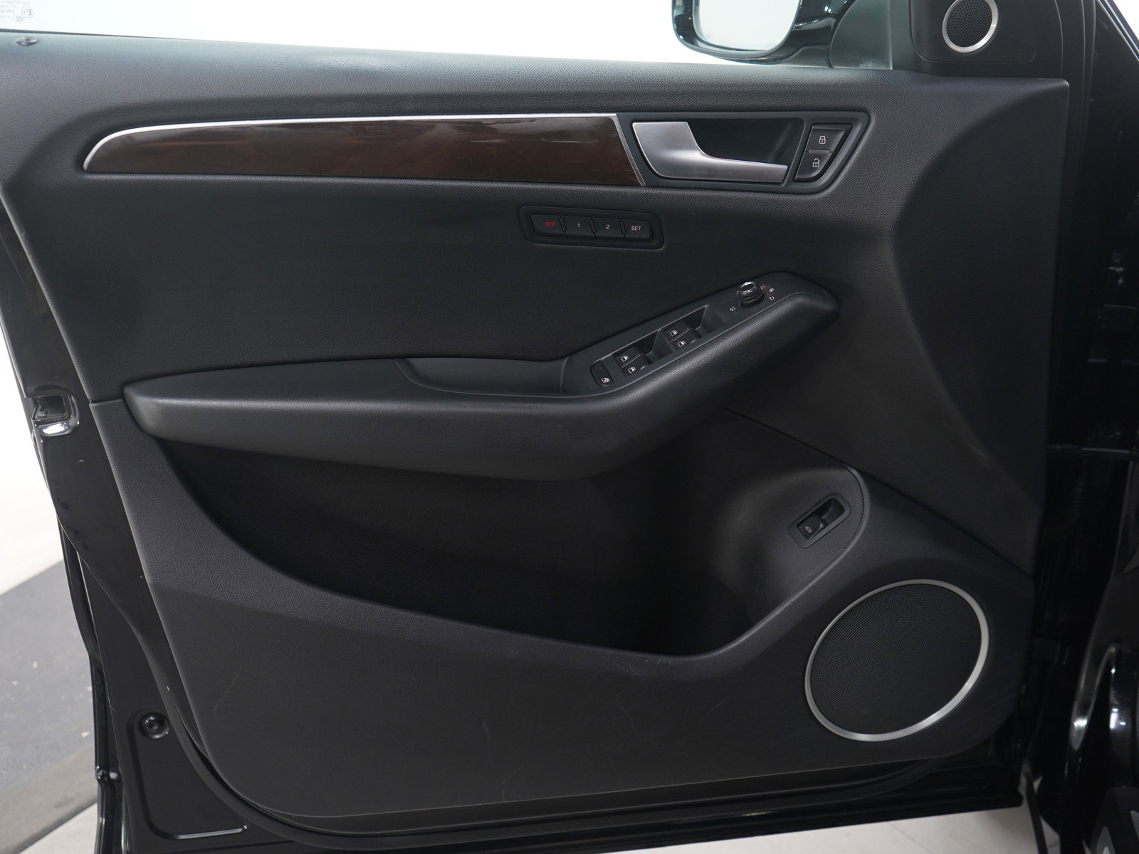 Used 2011 Audi Q5 2.0T Premium Plus image 21