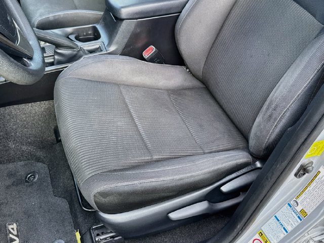 Used 2013 Toyota RAV4 XLE AWD/4WD image 20