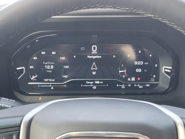 Used 2024 GMC Yukon Denali image 16