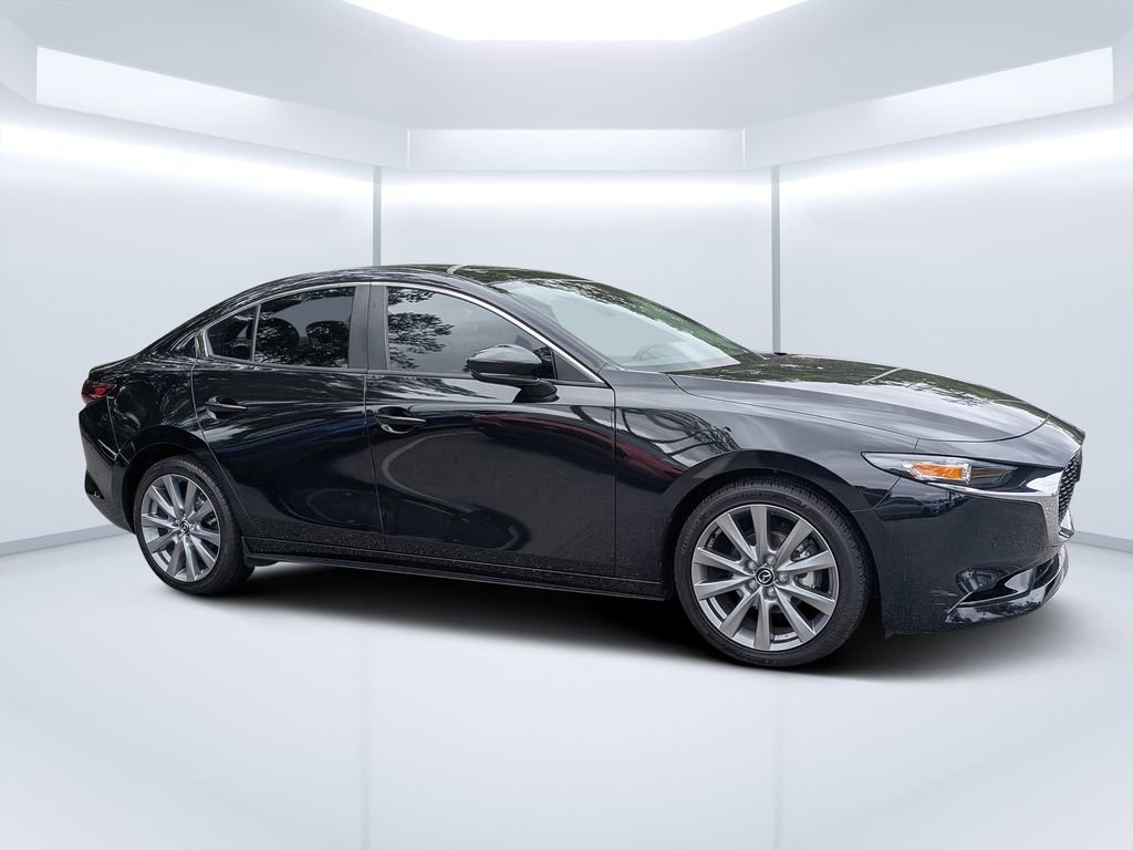Used 2022 MAZDA MAZDA3 s FWD image 1