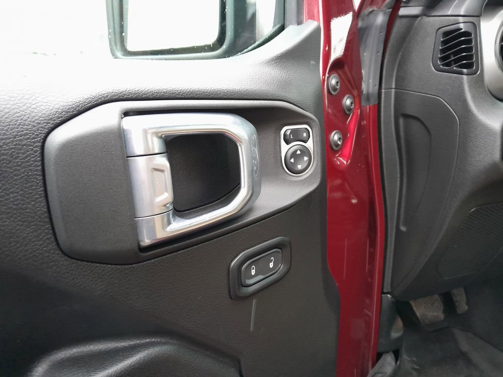 Used 2021 Jeep Wrangler Sport S image 11