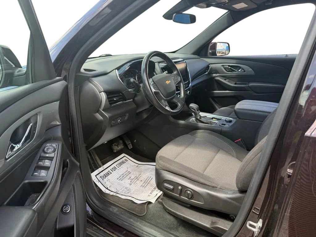 Used 2022 Chevrolet Traverse LT AWD/4WD image 11