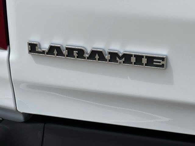New 2026 RAM 1500 Laramie w/ Sport Appearance Package AWD/4WD image 34