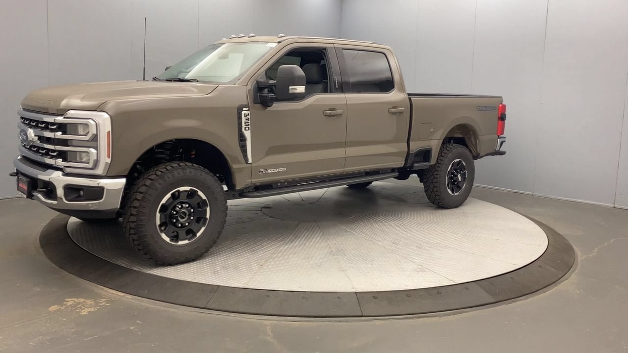 New 2026 Ford F350 XLT w/ XLT Premium Package AWD/4WD image 9