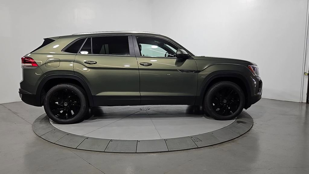 New 2026 Volkswagen Atlas Cross Sport SE image 6