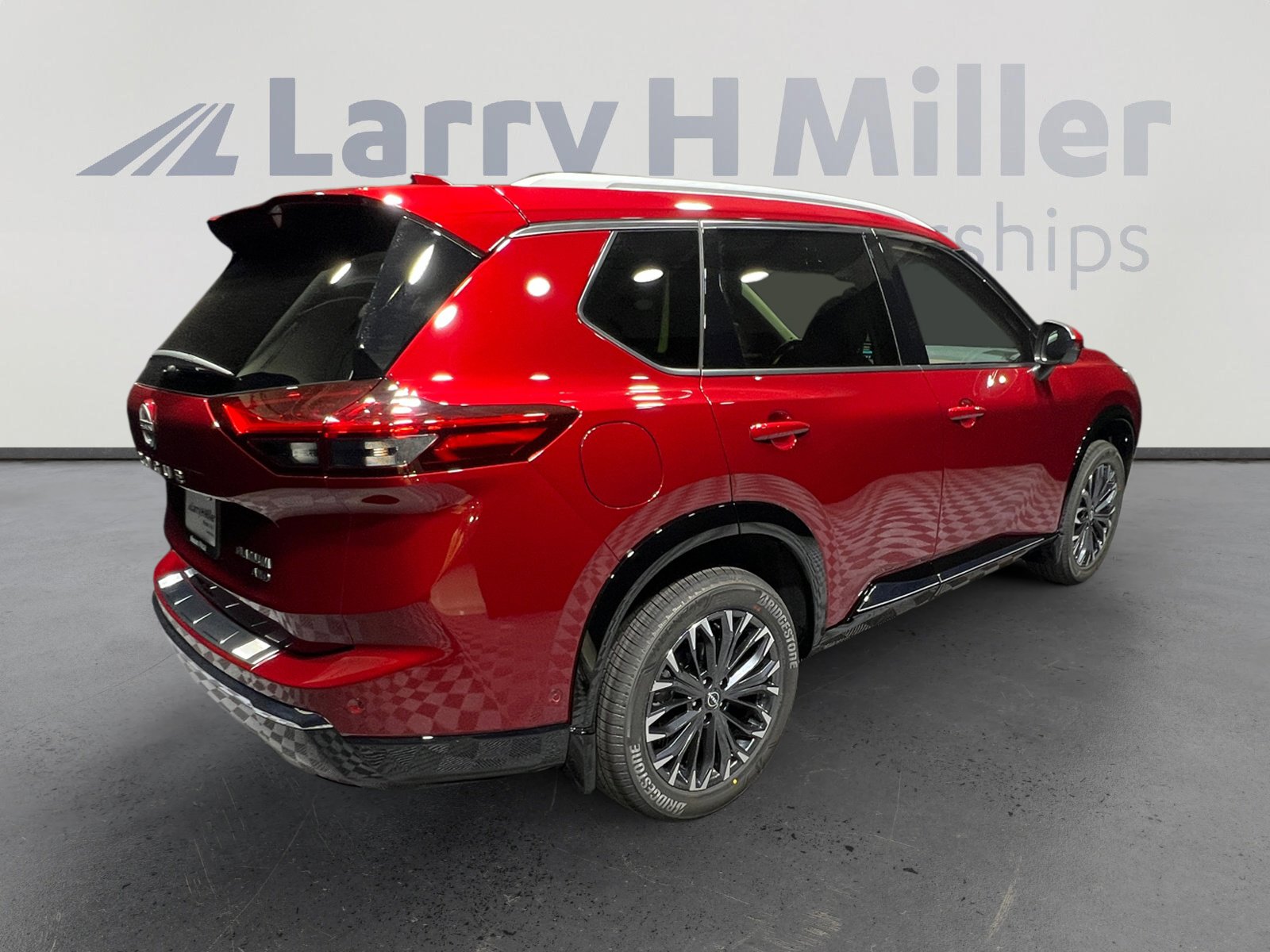 New 2026 Nissan Rogue Platinum image 5