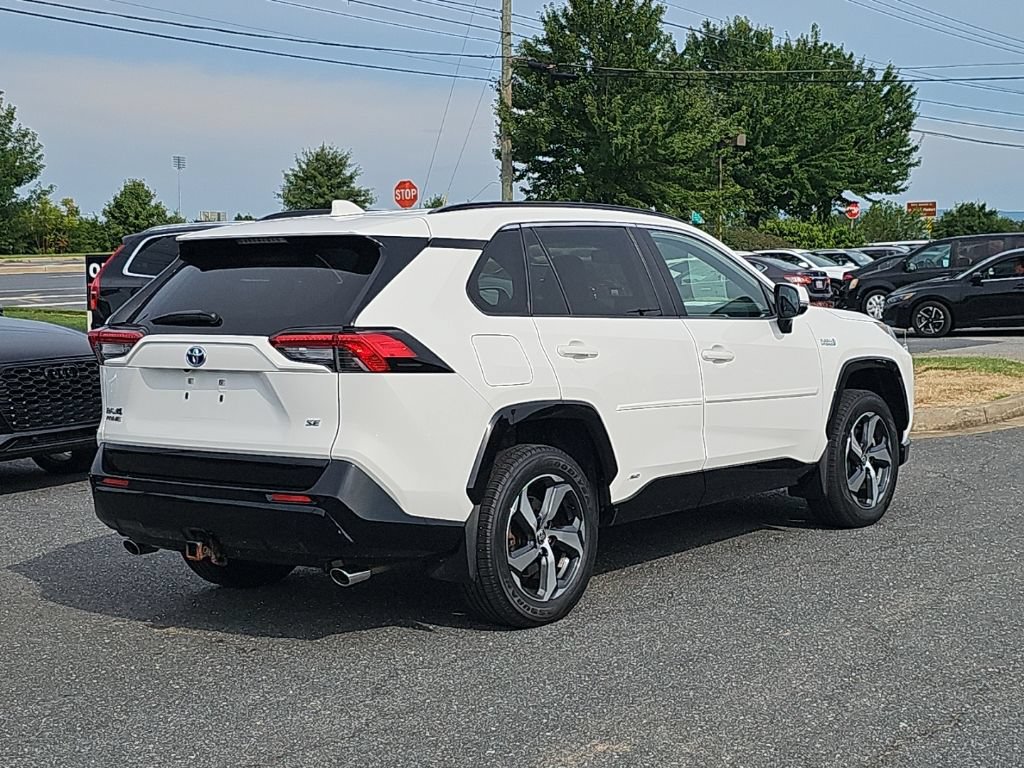 Used 2022 Toyota RAV4 SE w/ Weather & Moonroof Package AWD/4WD image 13