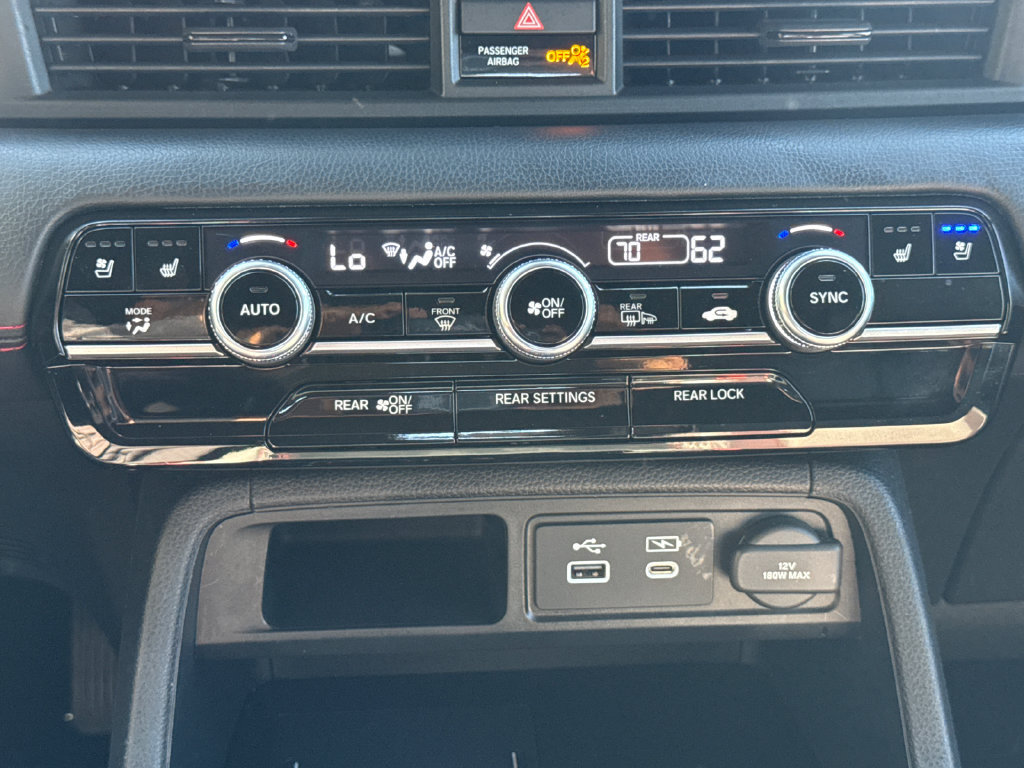 Certified 2025 Honda Pilot Black Edition image 25