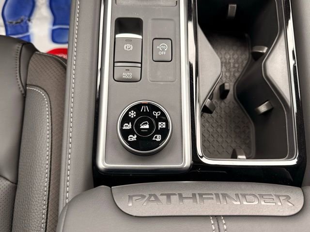 New 2026 Nissan Pathfinder SL image 30