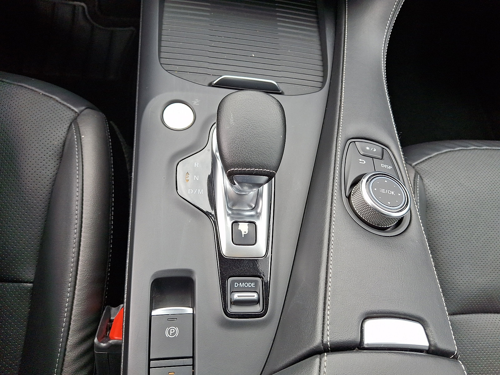 Certified 2023 INFINITI QX55 Luxe w/ Cargo Package image 15