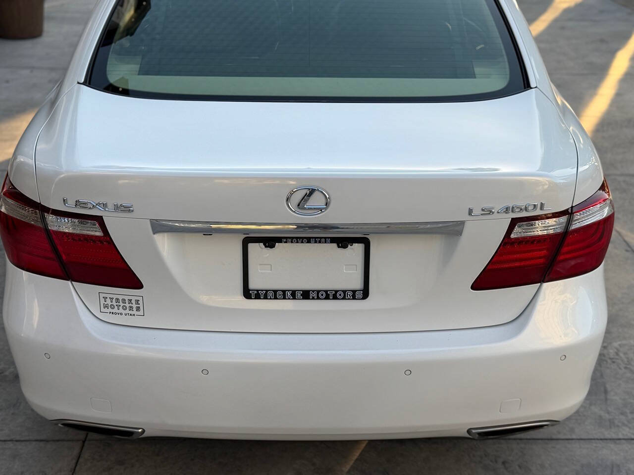 Used 2007 Lexus LS 460 L RWD image 25