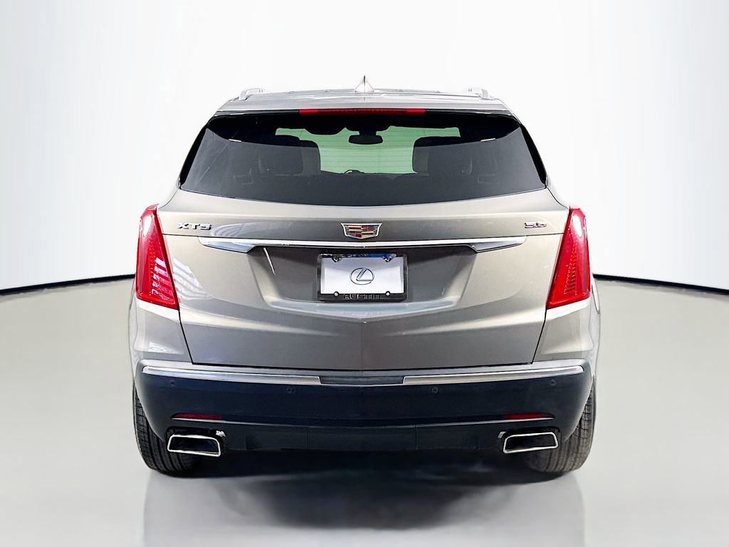 Used 2018 Cadillac XT5 Luxury w/ Driver Awareness Package image 6