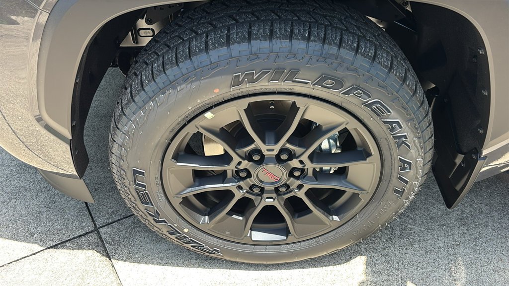 New 2026 Toyota Sequoia Limited w/ TRD Off-Road Package AWD/4WD image 38
