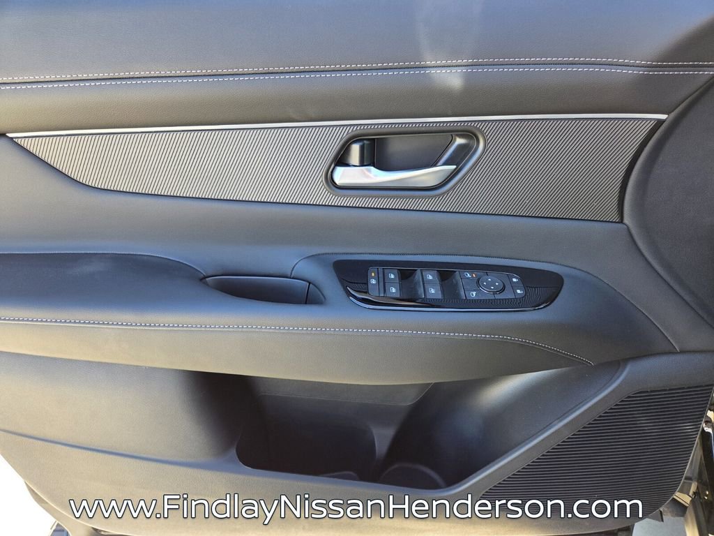 New 2026 Nissan Murano SV image 9