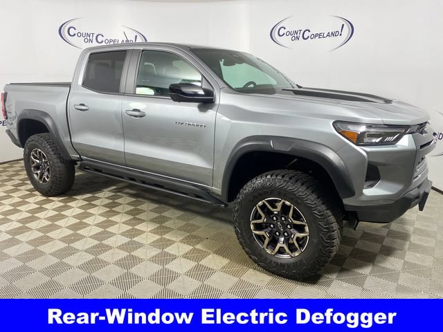Certified 2024 Chevrolet Colorado ZR2 w/ Technology Package AWD/4WD image 10