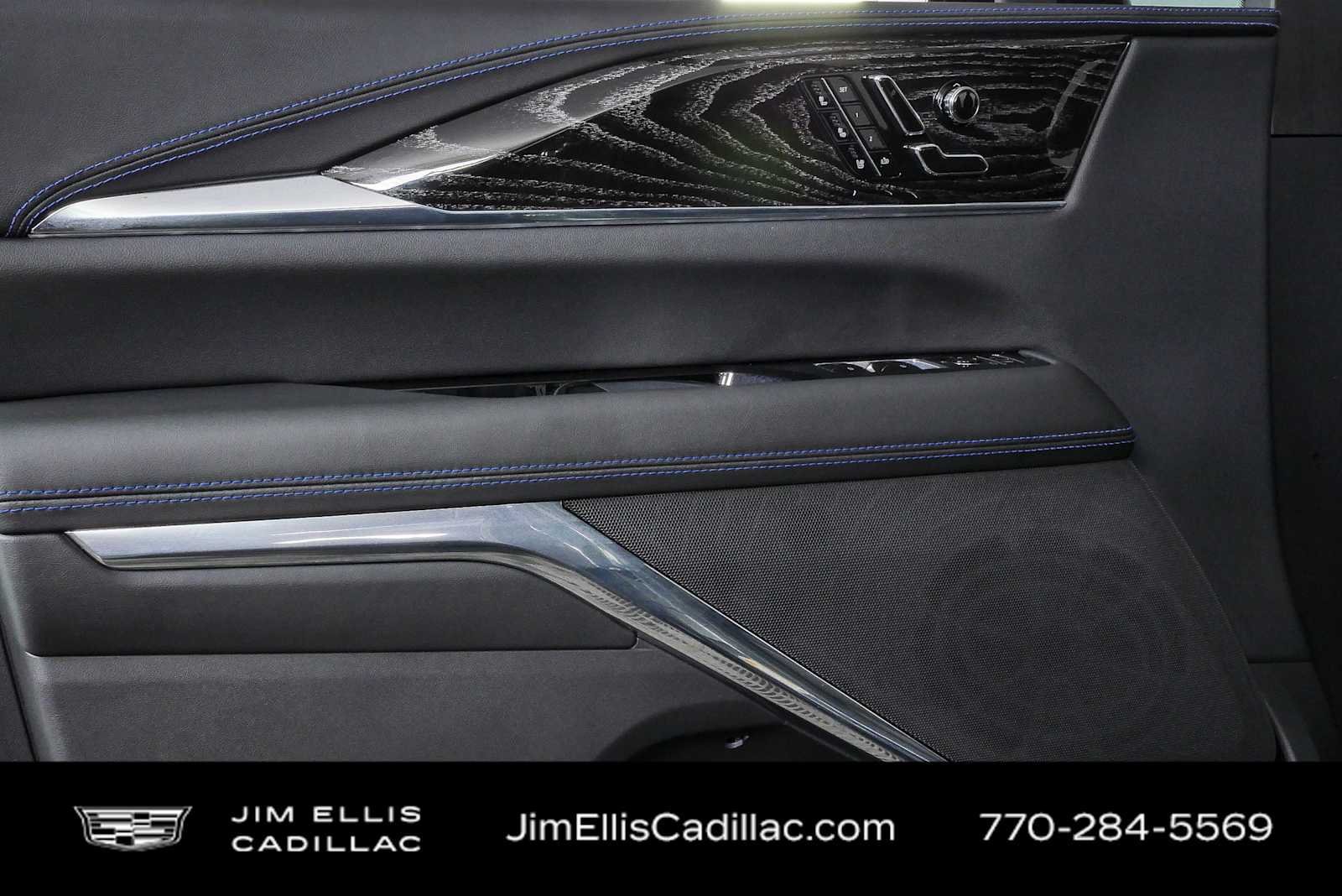 Used 2025 Cadillac Escalade IQ Sport 1 AWD/4WD image 6