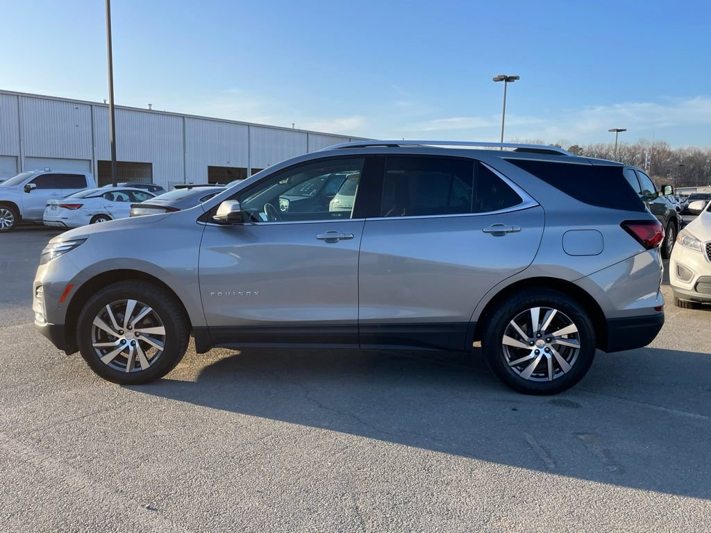 Used 2024 Chevrolet Equinox Premier AWD/4WD image 4