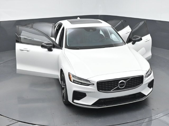 Used 2021 Volvo S60 T8 R-Design Expression w/ Premium Package AWD/4WD image 55