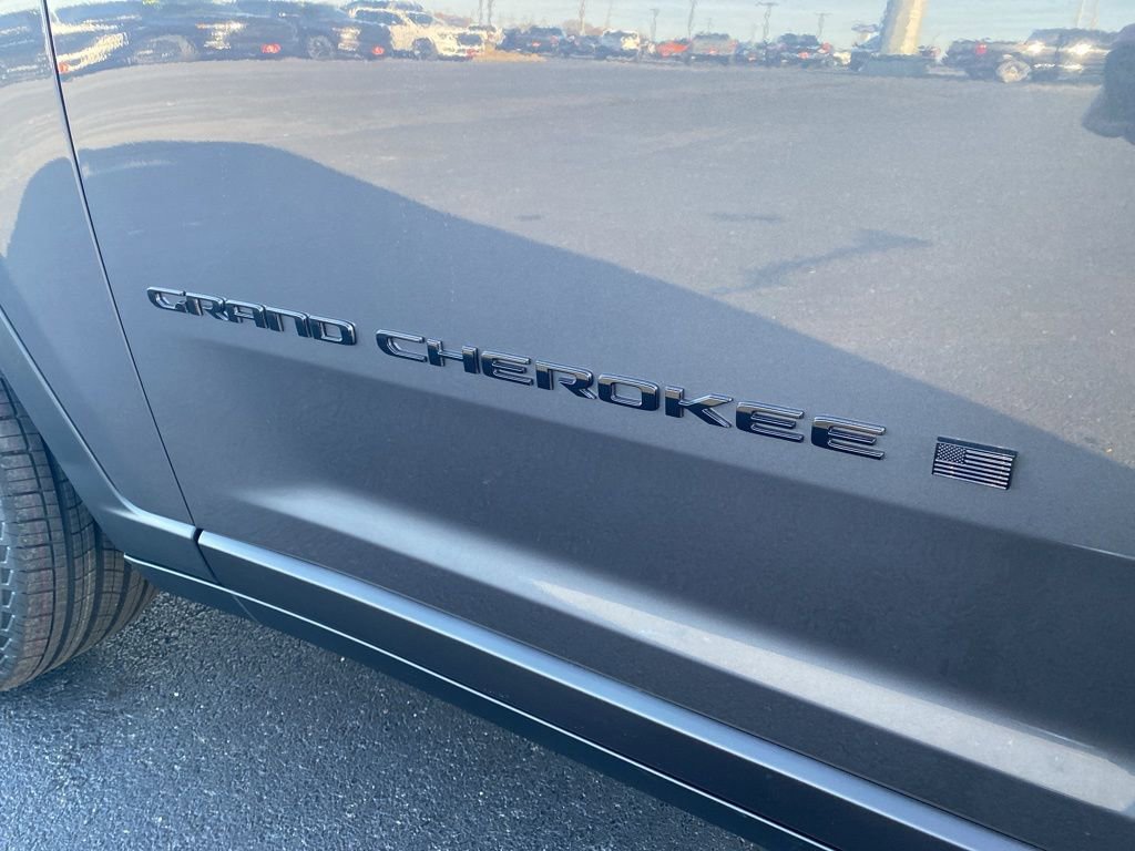 New 2025 Jeep Grand Cherokee L Altitude image 46