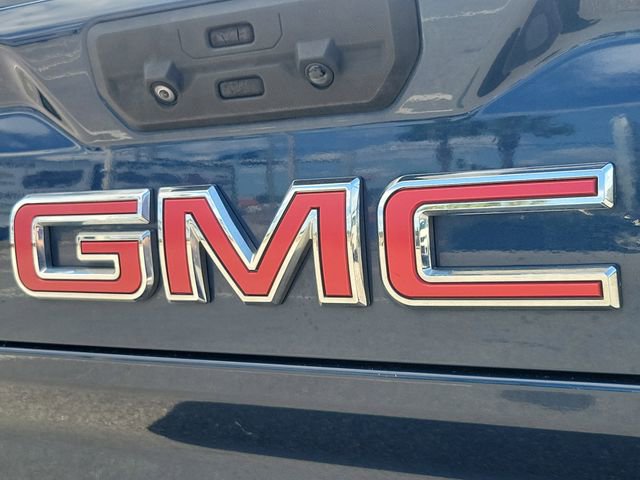 Used 2022 GMC Sierra 3500 Denali w/ Denali Ultimate Package image 9